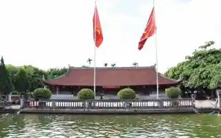 Ngôi đình cổ làng Xuân Dục