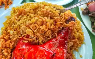 Cơm rang Tám Bính - 404 Bạch Mai và 79 Bùi Ngọc Dương