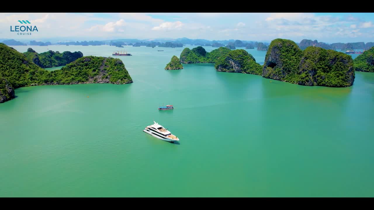 leona-cruise-halong-bay-1-day-tour.mp4